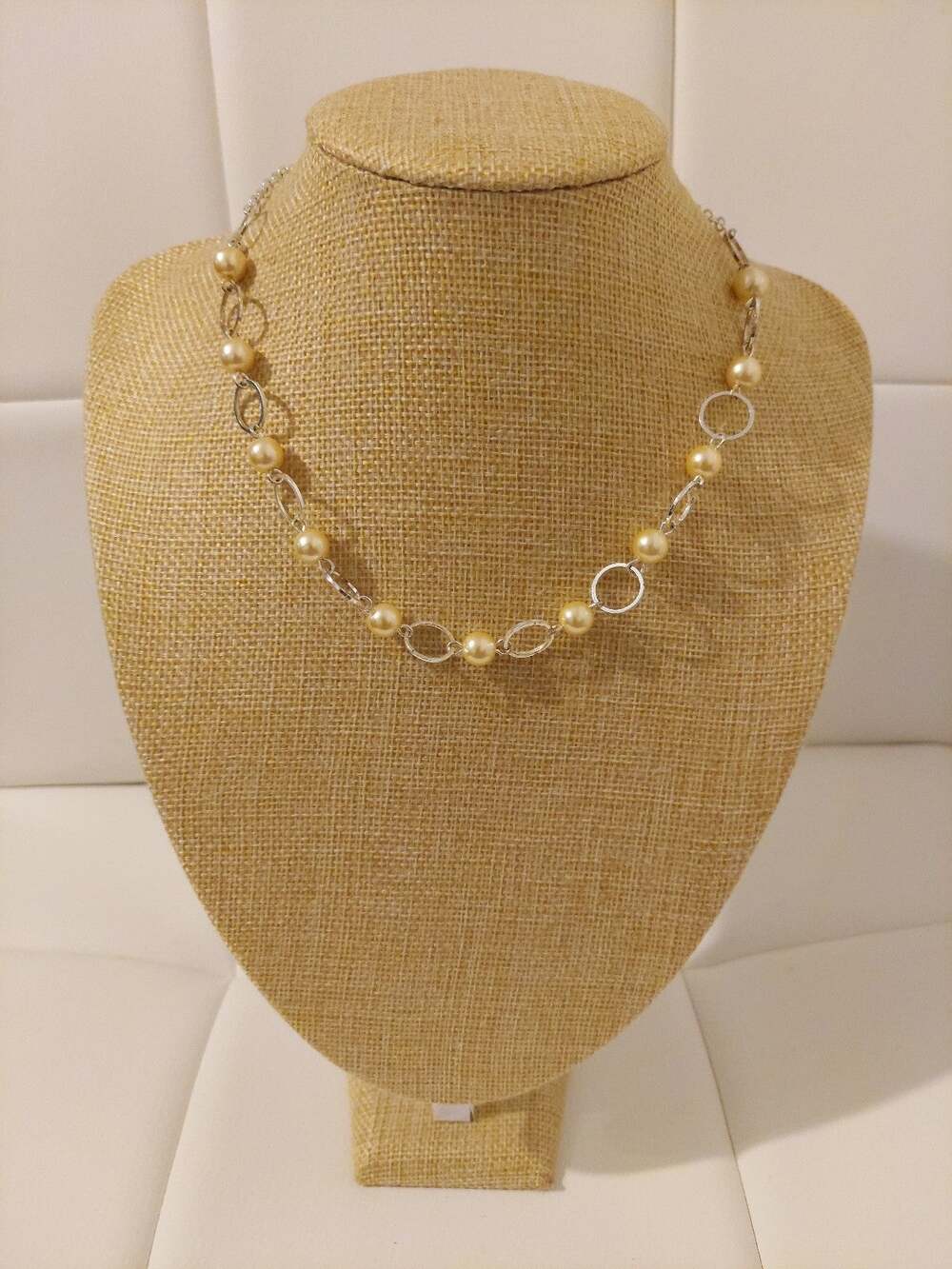 SHB Silver Tone and Faux Pearl 14" Necklace